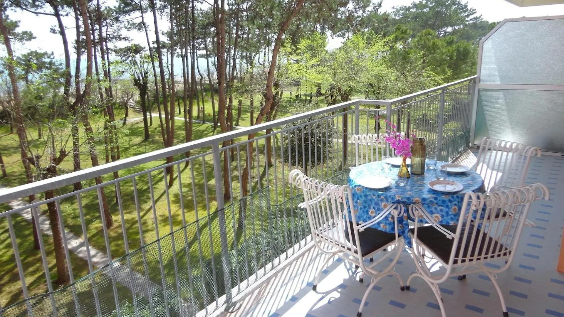 Apartment In Porto Santa Margherita Ve Italia